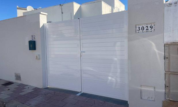 Resale - Villa - Torrevieja - San luis