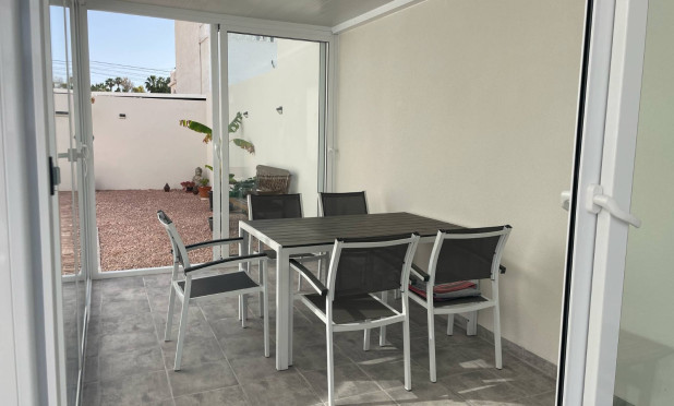 Resale - Villa - Torrevieja - San luis