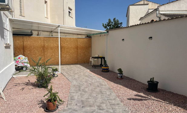 Resale - Villa - Torrevieja - San luis
