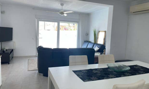 Resale - Villa - Torrevieja - San luis
