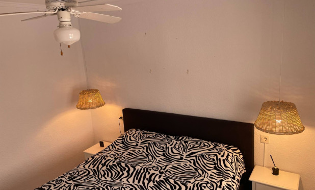 Resale - Villa - Torrevieja - San luis