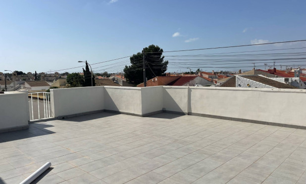 Resale - Villa - Torrevieja - San luis