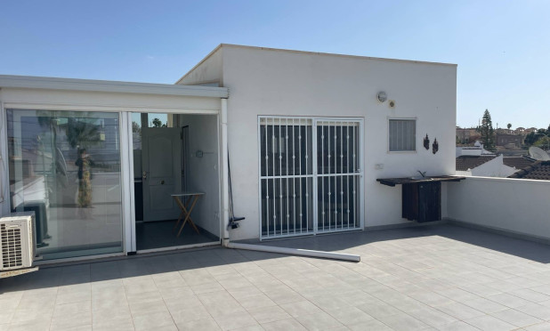 Resale - Villa - Torrevieja - San luis