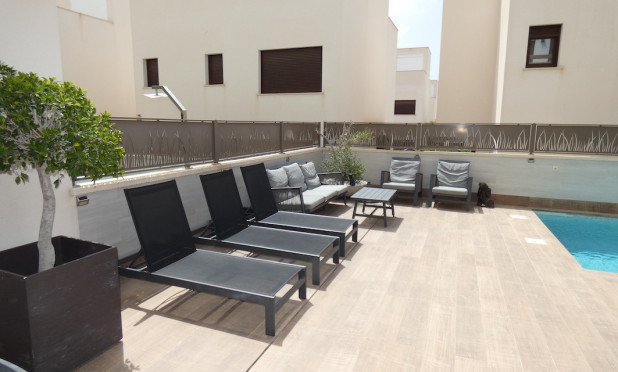 Revente - Villa - Ciudad Quesada