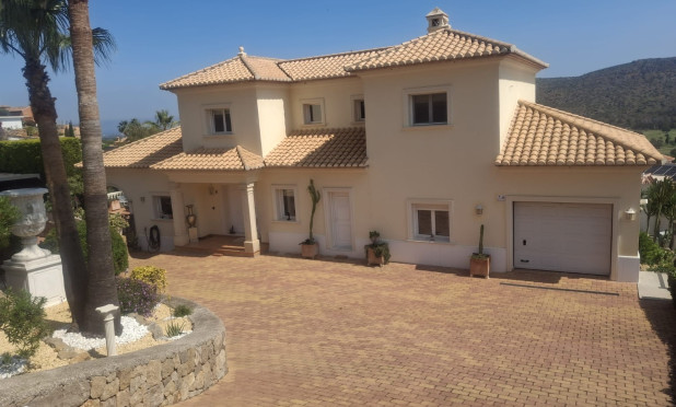 Herverkoop - Villa - Pedreguer