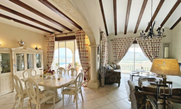 Herverkoop - Villa - Pedreguer