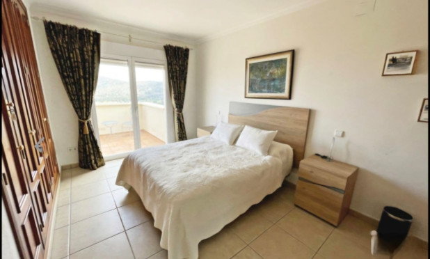 Herverkoop - Villa - Pedreguer