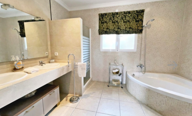 Herverkoop - Villa - Pedreguer