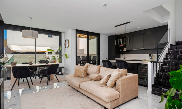 Resale - Villa - Los Montesinos - La Herada