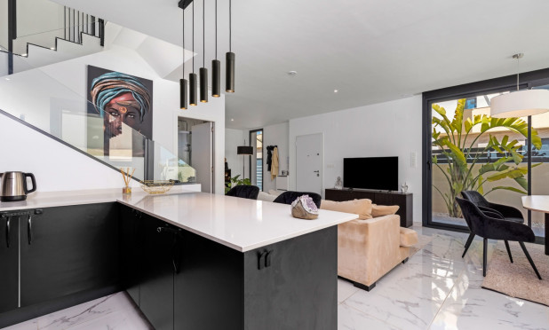 Resale - Villa - Los Montesinos - La Herada