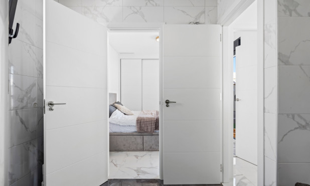 Resale - Villa - Los Montesinos - La Herada