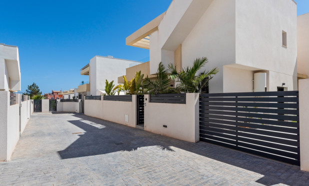 Resale - Villa - Los Montesinos - La Herada