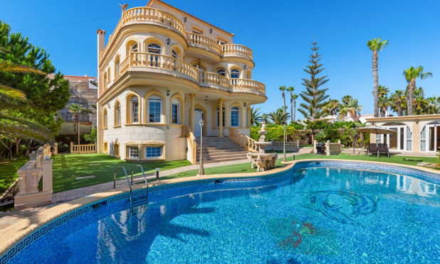 Resale - Villa - Orihuela Costa - Playa Flamenca
