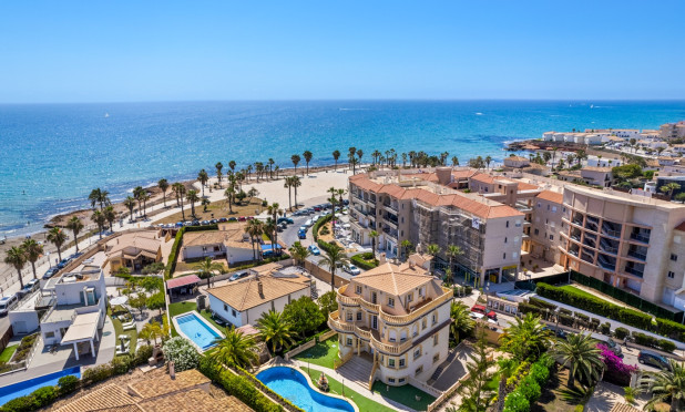Resale - Villa - Orihuela Costa - Playa Flamenca
