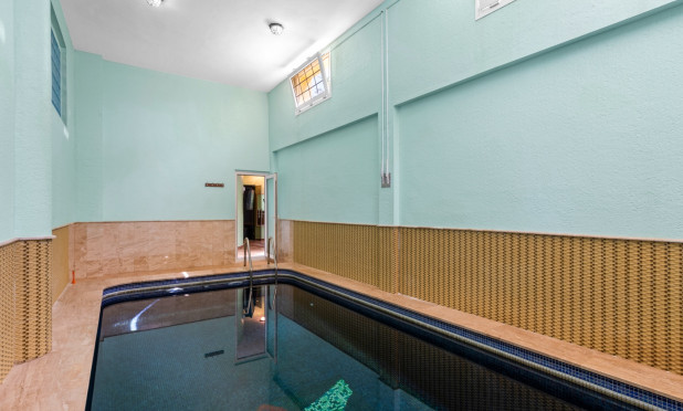 Resale - Villa - Orihuela Costa - Playa Flamenca