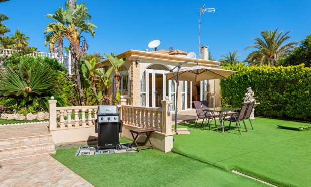 Resale - Villa - Orihuela Costa - Playa Flamenca