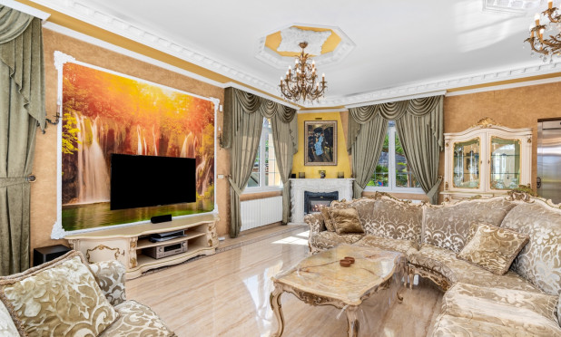 Resale - Villa - Orihuela Costa - Playa Flamenca