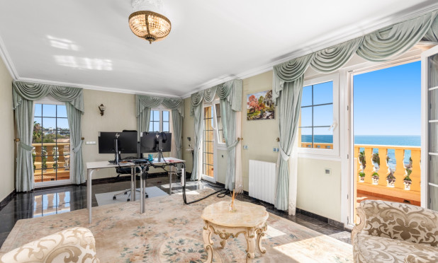 Resale - Villa - Orihuela Costa - Playa Flamenca