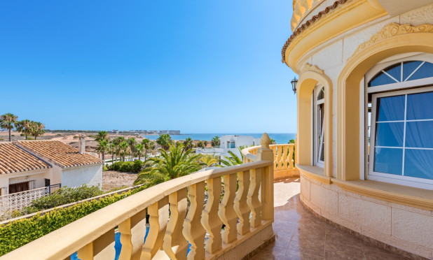 Resale - Villa - Orihuela Costa - Playa Flamenca