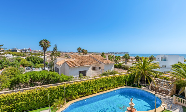Resale - Villa - Orihuela Costa - Playa Flamenca