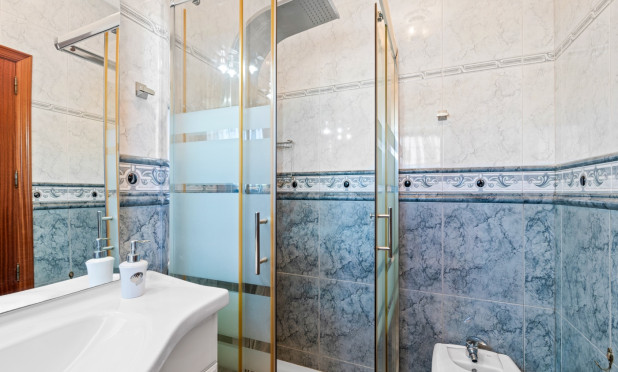 Resale - Villa - Orihuela Costa - Playa Flamenca