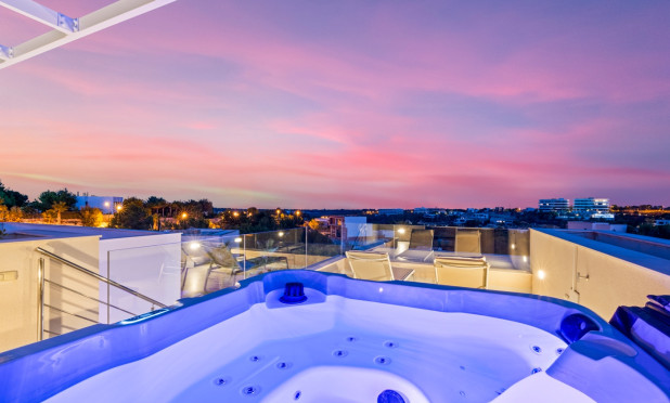 Resale - Villa - Las Colinas Golf Resort - Las Colinas Golf