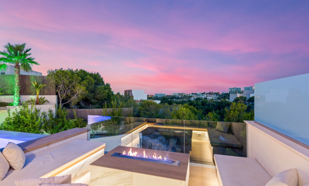 Resale - Villa - Las Colinas Golf Resort - Las Colinas Golf