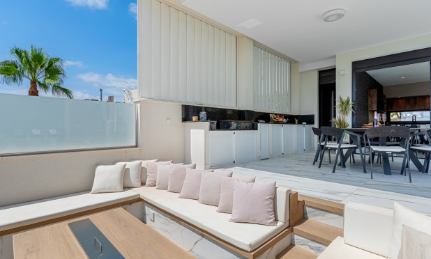 Resale - Villa - Las Colinas Golf Resort - Las Colinas Golf