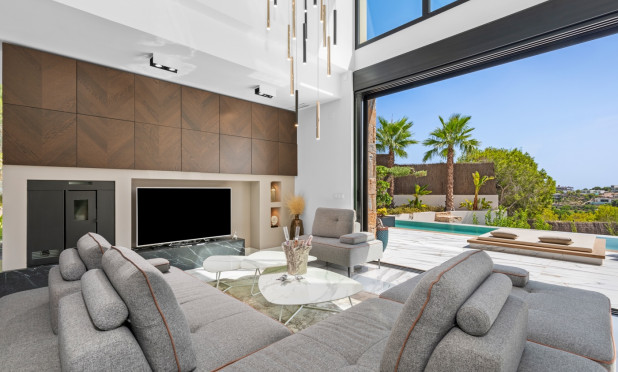 Resale - Villa - Las Colinas Golf Resort - Las Colinas Golf