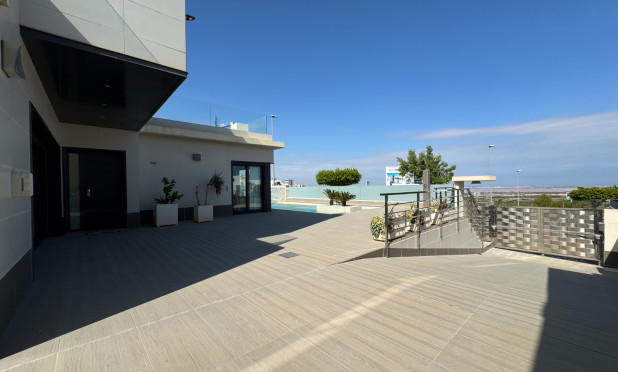 Wiederverkauf - Villa - San Miguel de Salinas