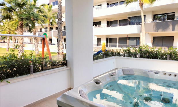 Resale - Apartment / flat - Orihuela Costa - Los Altos