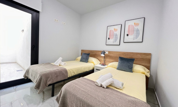 Resale - Apartment / flat - Orihuela Costa - Los Altos