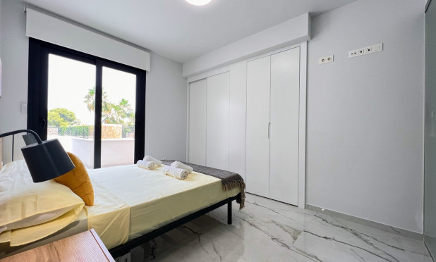 Resale - Apartment / flat - Orihuela Costa - Los Altos