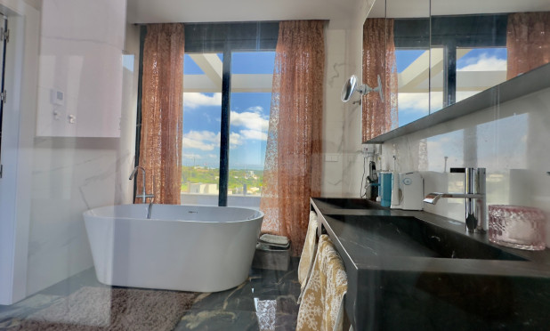 Resale - Villa - Las Colinas Golf Resort - Las Colinas Golf