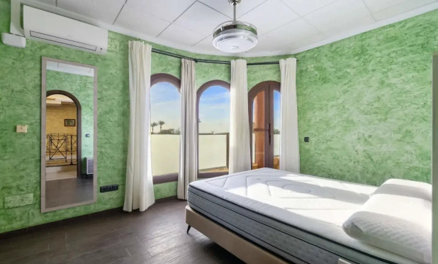 Resale - Villa - Orihuela Costa - La Zenia