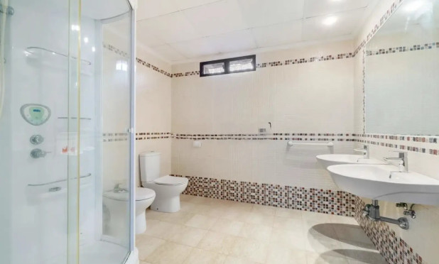 Resale - Villa - Orihuela Costa - La Zenia