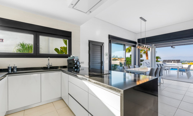 Herverkoop - Villa - Benijofar