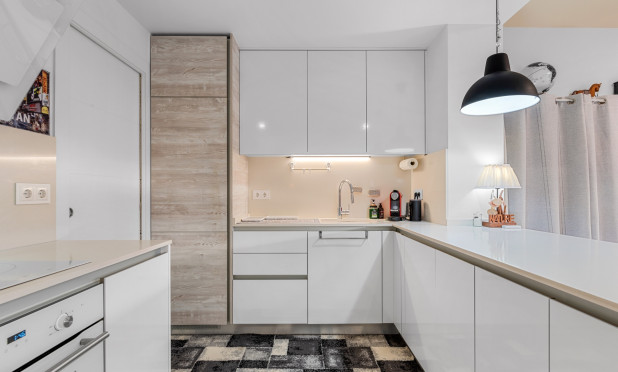 Resale - Villa - Orihuela Costa - Villamartín