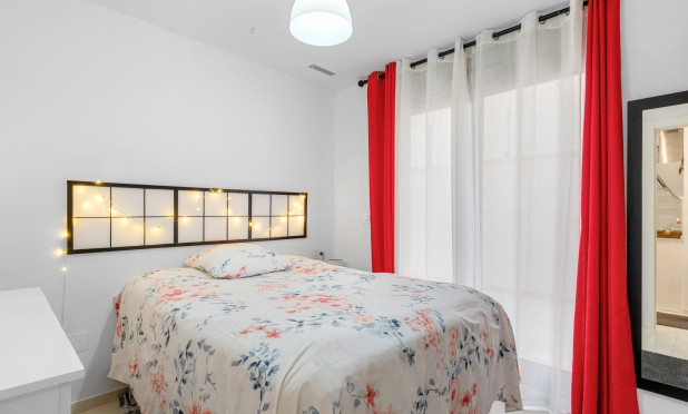 Resale - Villa - Orihuela Costa - Villamartín