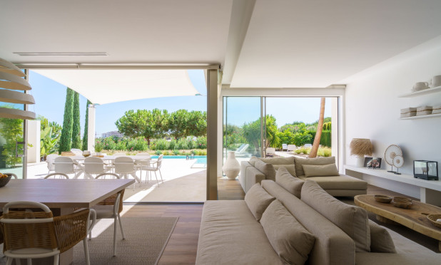 Resale - Villa - Las Colinas Golf Resort - Las Colinas Golf