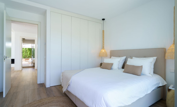 Resale - Villa - Las Colinas Golf Resort - Las Colinas Golf