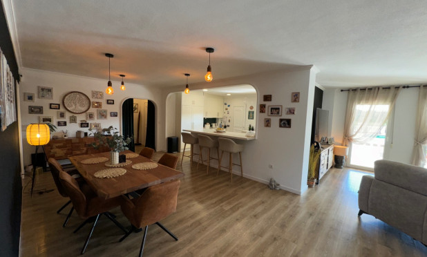 Resale - Villa - Ciudad Quesada - Rojales