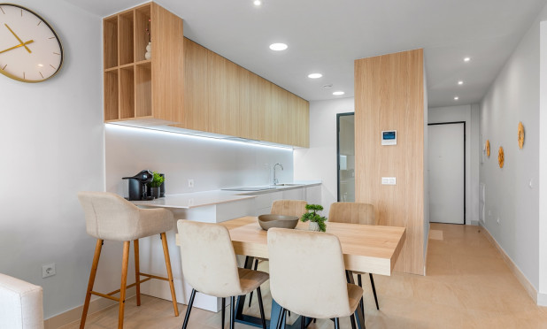 Resale - Apartment / flat - Torrevieja - Los Balcones