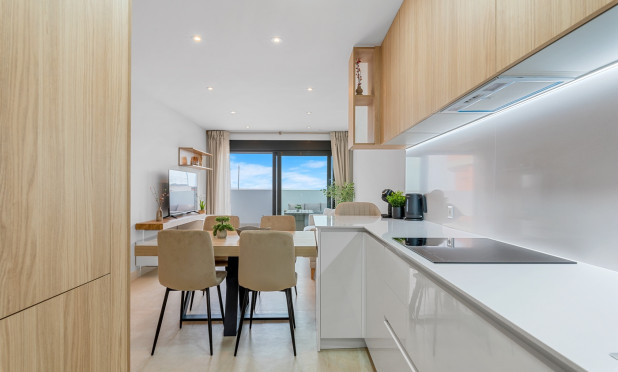 Resale - Apartment / flat - Torrevieja - Los Balcones