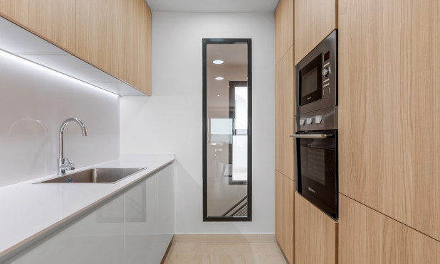 Resale - Apartment / flat - Torrevieja - Los Balcones