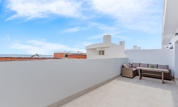 Resale - Apartment / flat - Torrevieja - Los Balcones