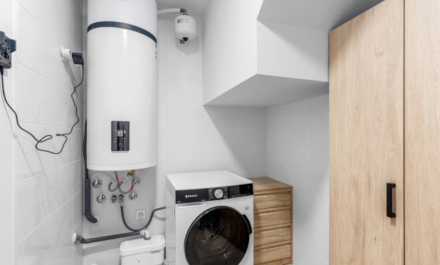 Resale - Apartment / flat - Torrevieja - Los Balcones