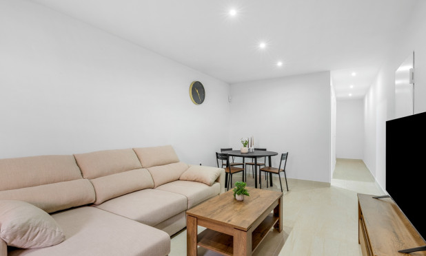 Resale - Apartment / flat - Torrevieja - Los Balcones