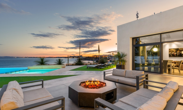 Resale - Villa - Orihuela Costa - Cabo Roig