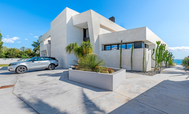 Resale - Villa - Orihuela Costa - Cabo Roig